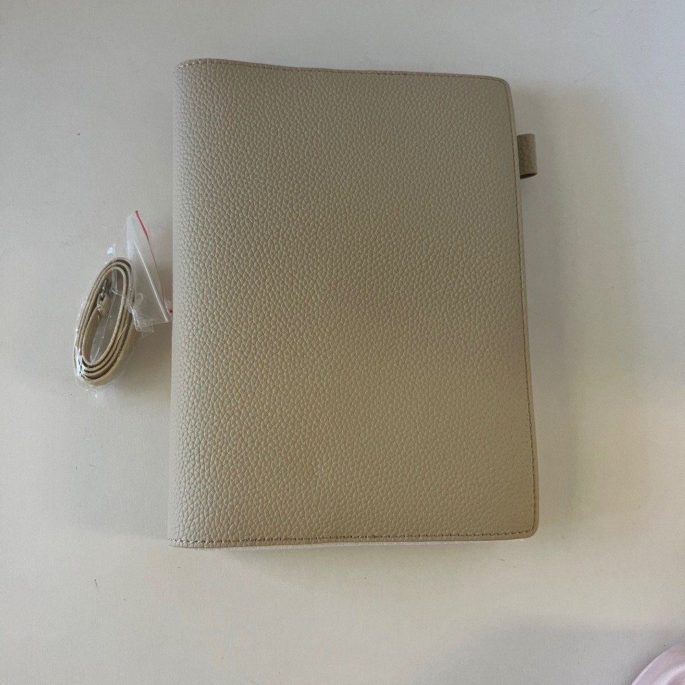 Aura Estelle A5L Skin Planner Cover Beige NIP w strap #1
